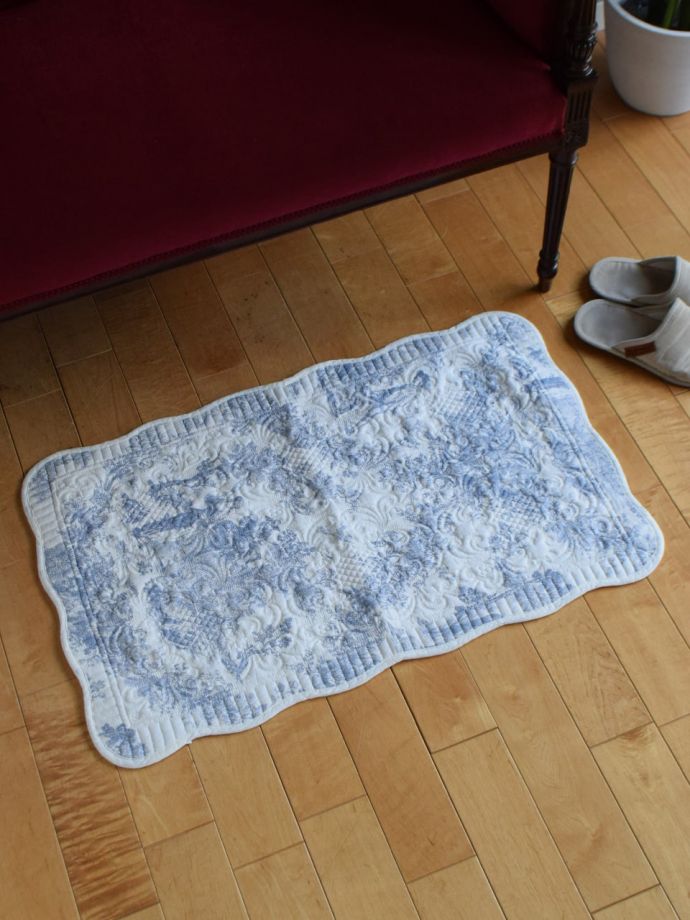 リバーシブルのキルトマット