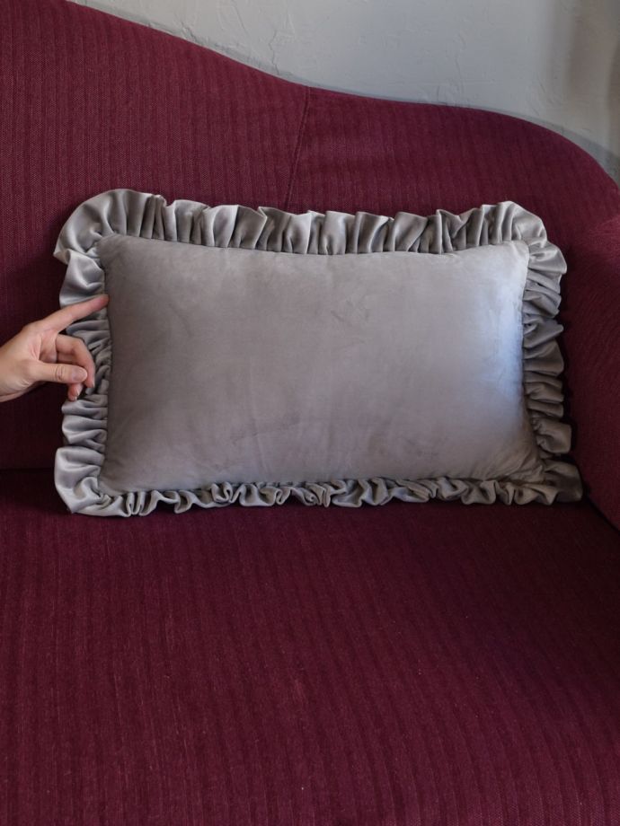 おしゃれなレクタングル型クッション