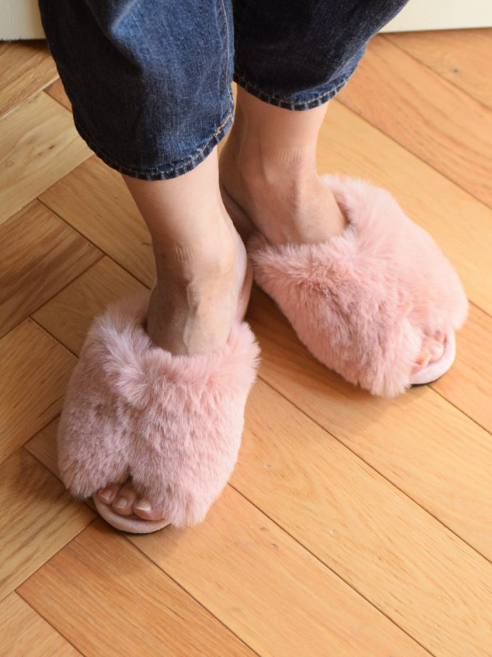 おしゃれな美脚スリッパ