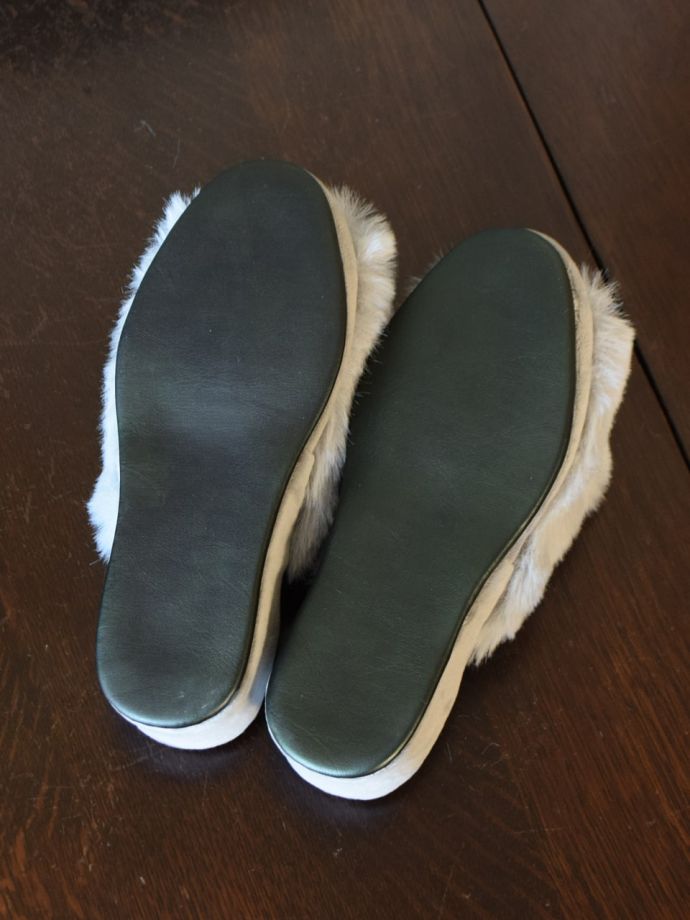 ファースリッパの裏側