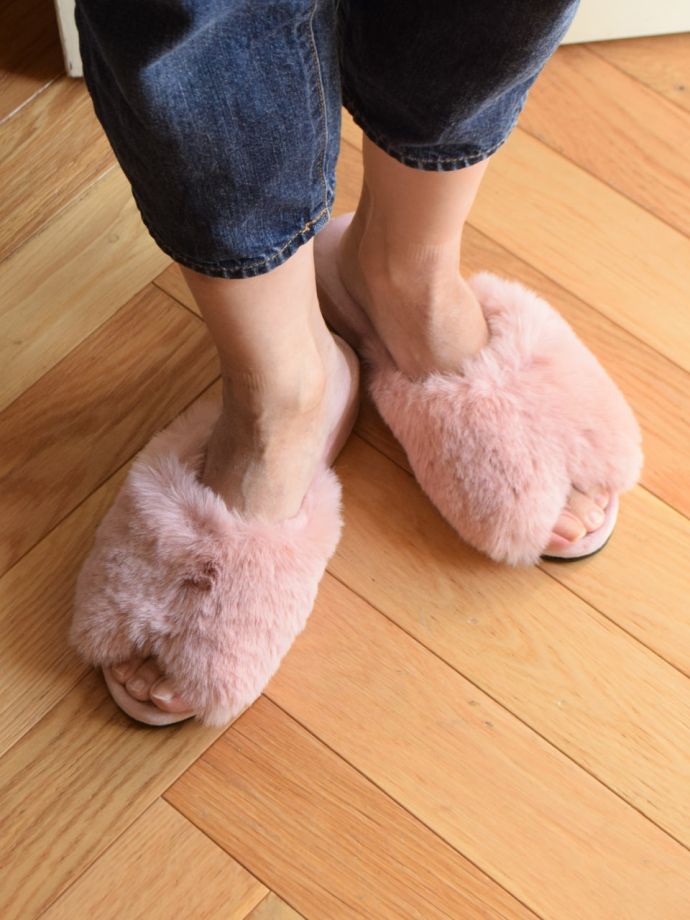 おしゃれな美脚スリッパ