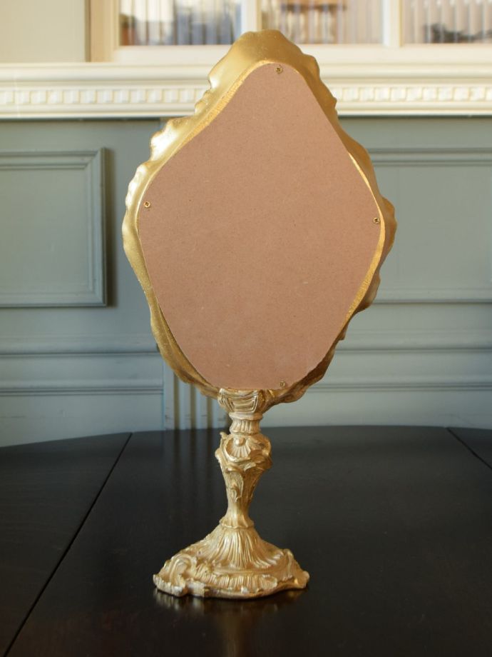 アンティーク風の鏡の裏