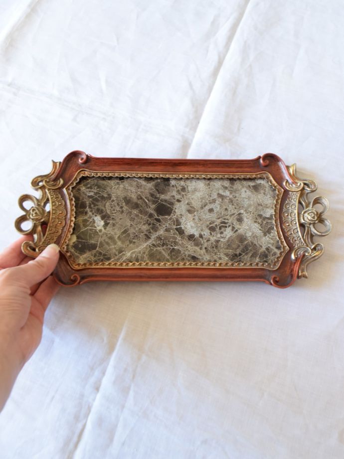 おしゃれなトレイ