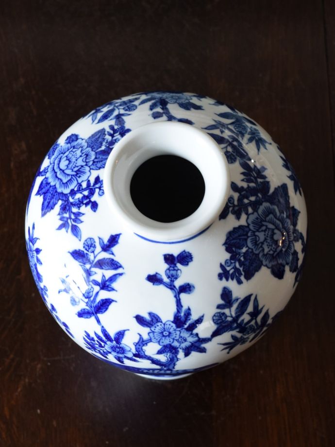 おしゃれなデザインの花器