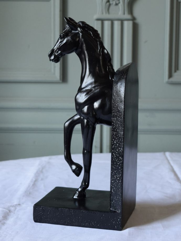 アンティーク調のブックエンド