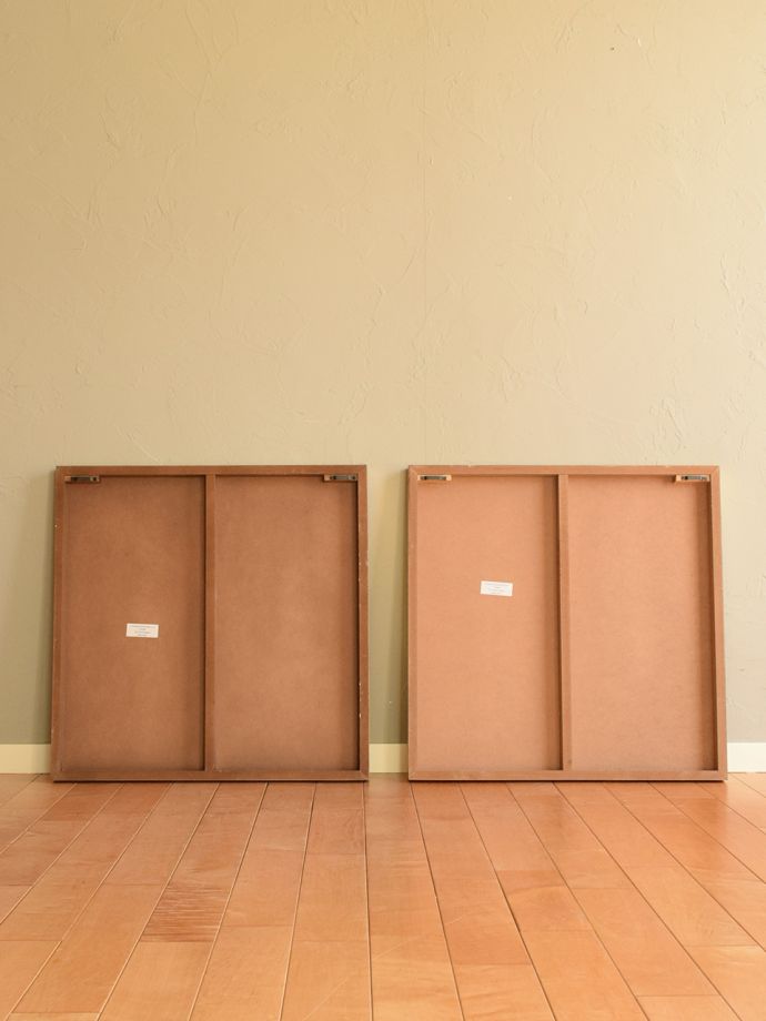 壁掛けパネルの後ろ側