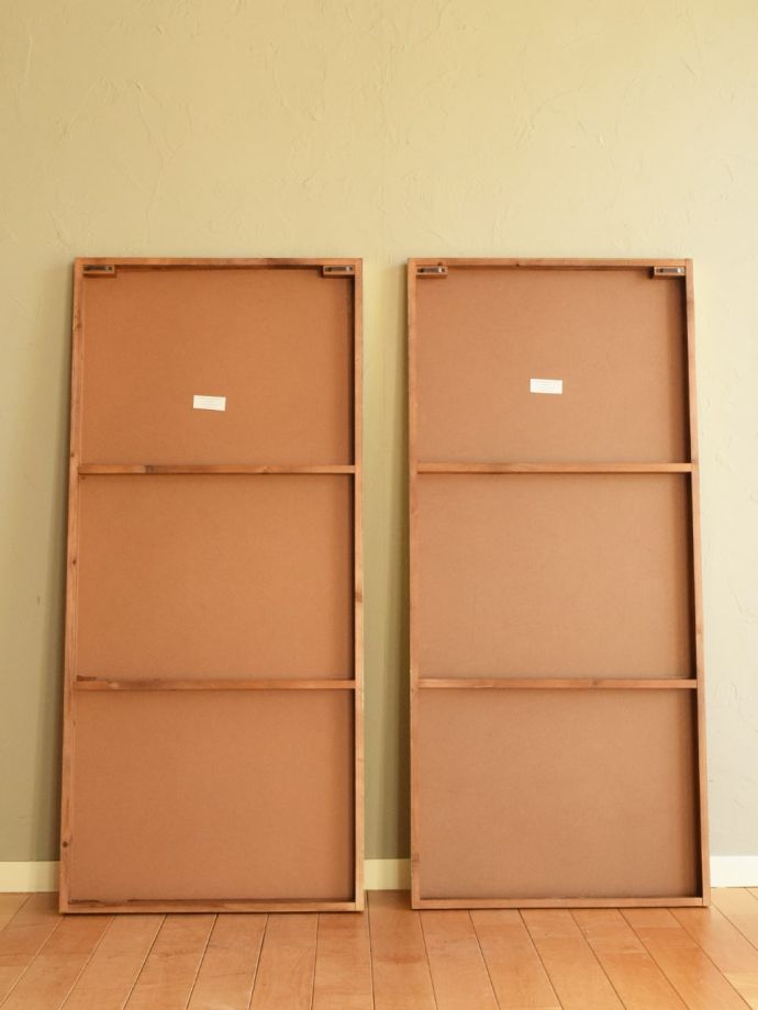 壁掛けパネルの後ろ側