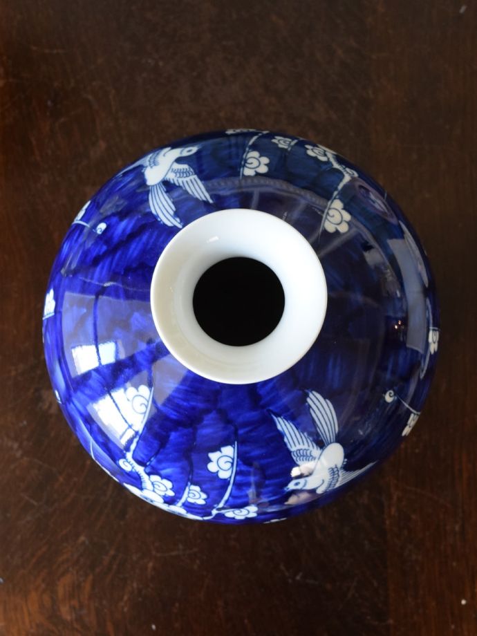 おしゃれなデザインの花器