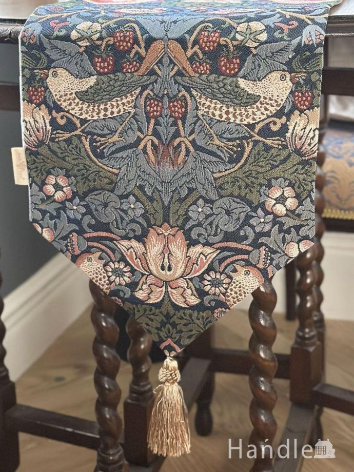 おしゃれなテーブルランナー