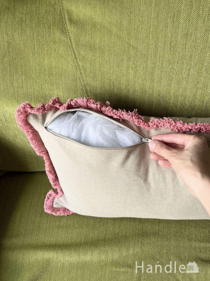 カバーとクッションのセットです