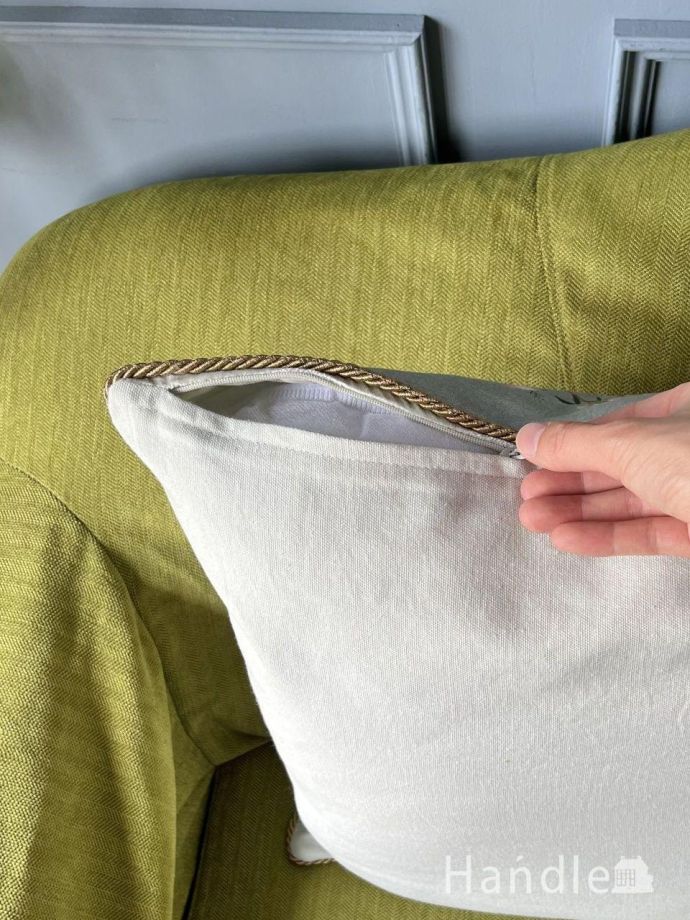 カバーとクッションのセットです