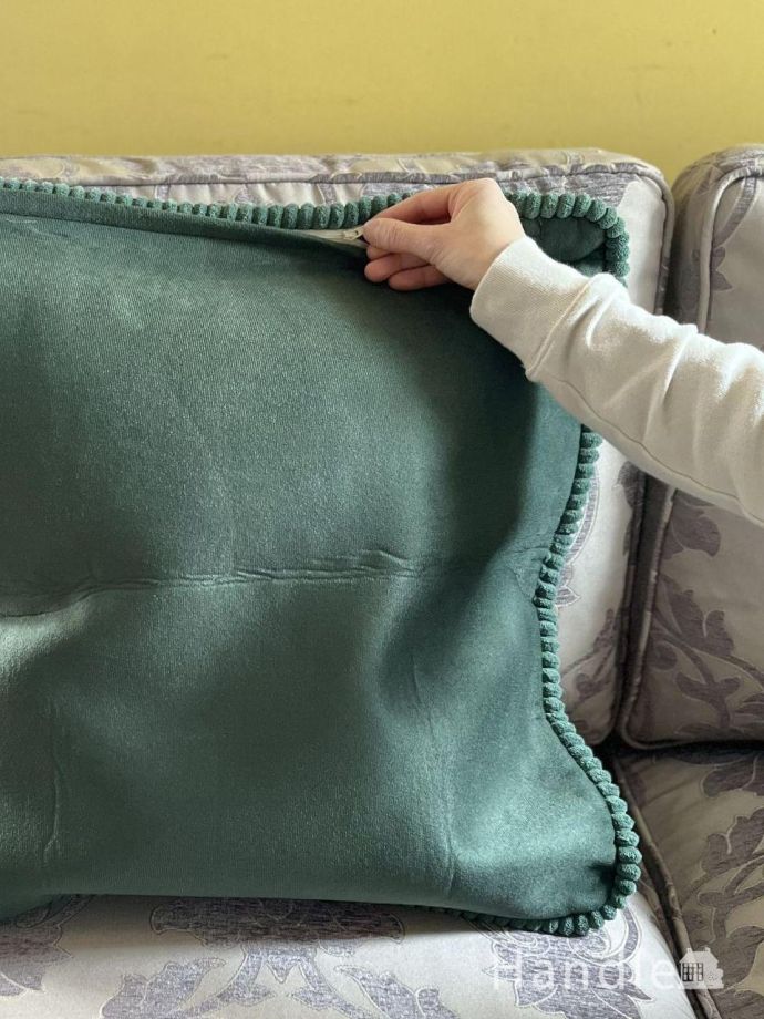 座布団カバーの取り外し