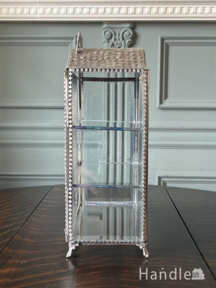 おしゃれなガラスの小物入れ