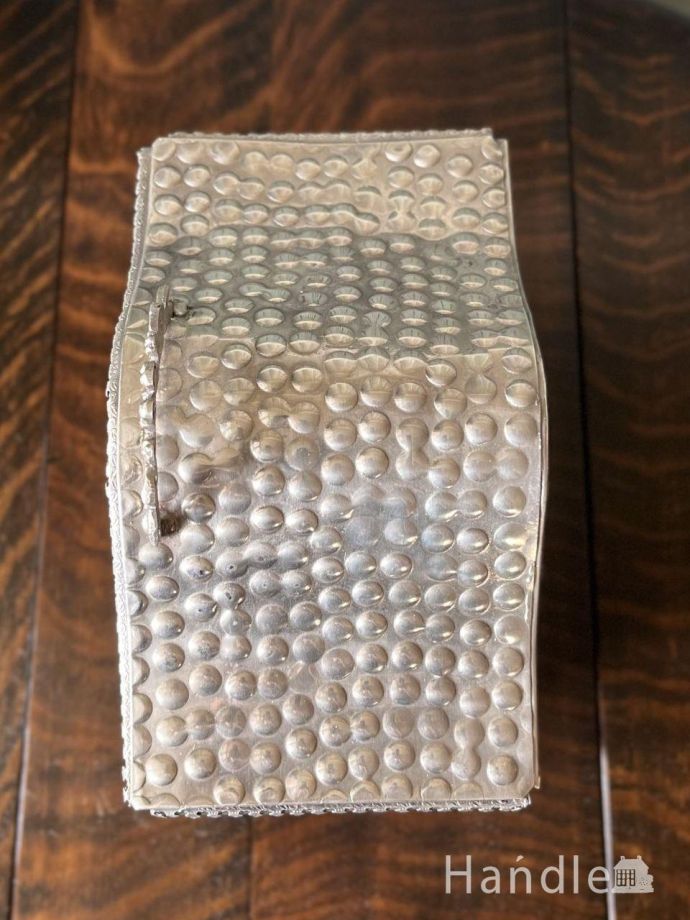 アンティーク風のジュエリーボックス