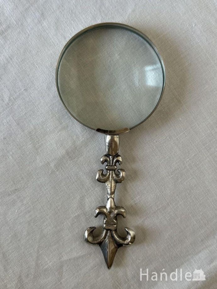アンティーク調のおしゃれなルーペ