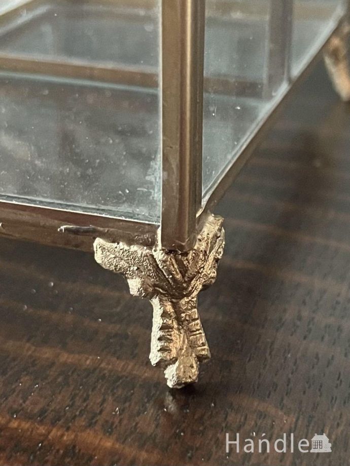 ティッシュボックス