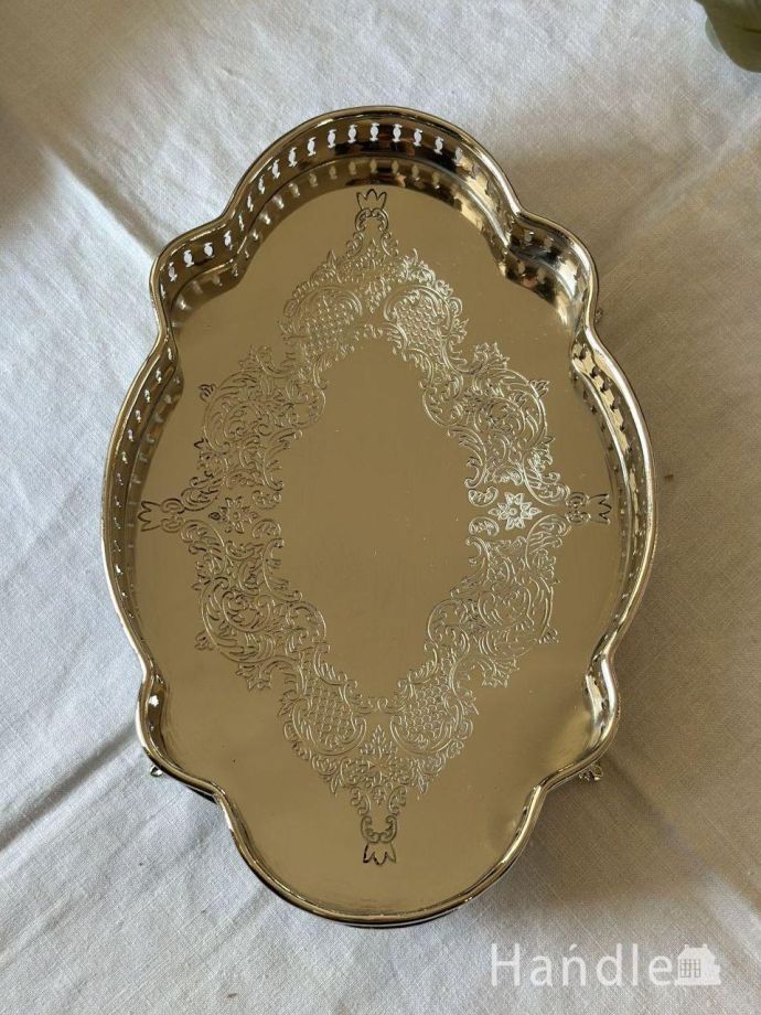 アンティーク風のトレイ