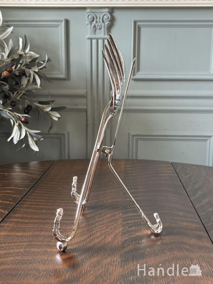 ブックスタンドの横