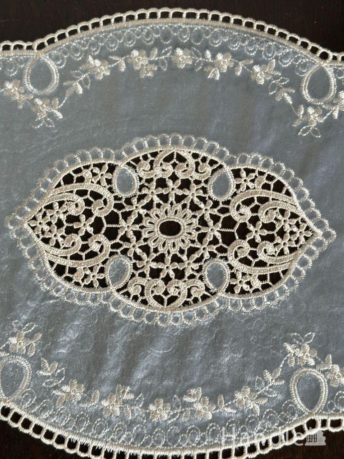 アンティーク調のレースマット