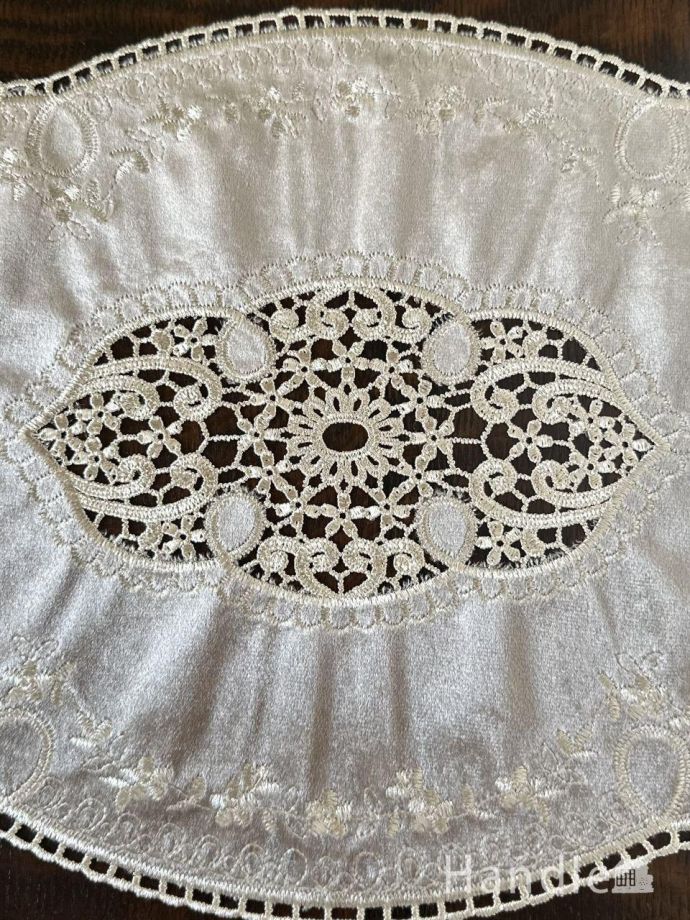 アンティーク調のレースマット