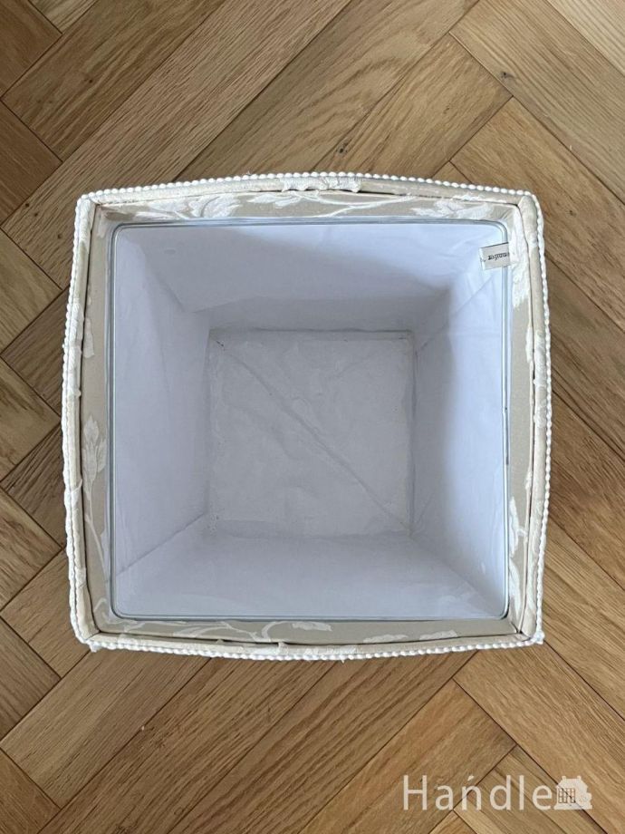 インテリア雑貨のダストボックス