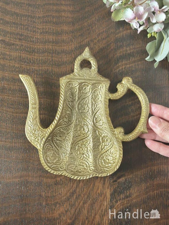 真鍮製のトレイの大きさは･･･