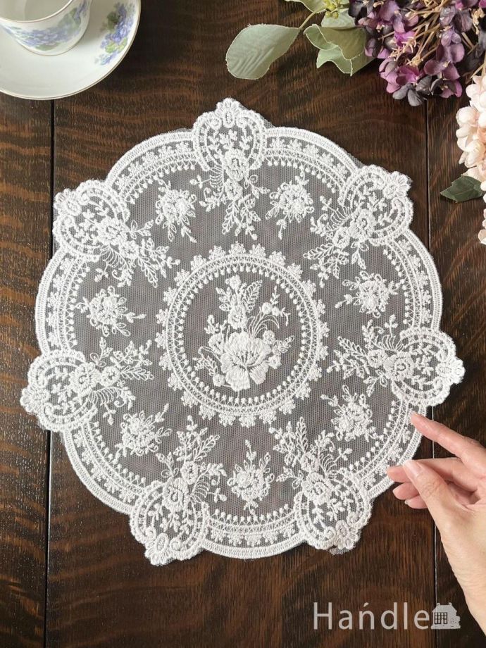 アンティーク調刺繍レース