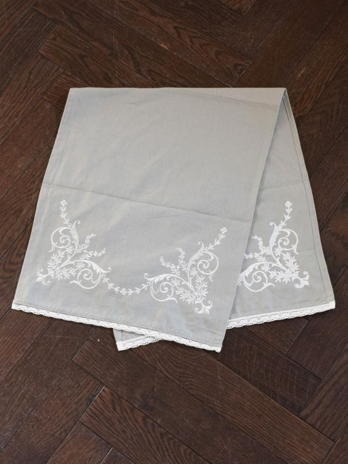 テーブルランナーの全体