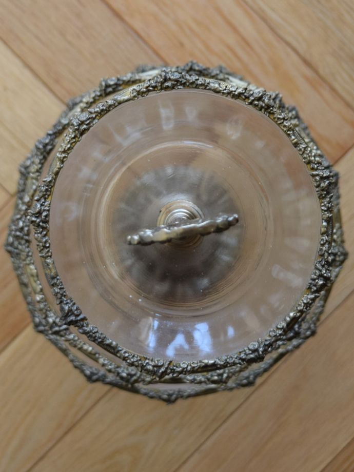 2段タイプのケーキスタンド