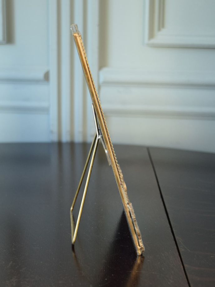 スタンドミラーの側面