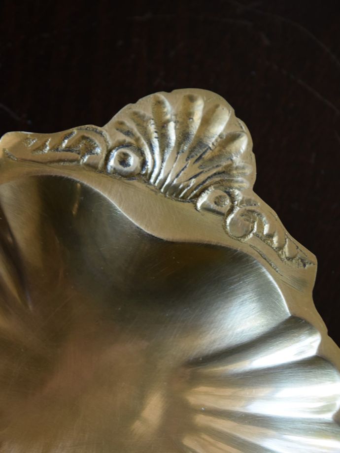 アンティーク調のトレイ