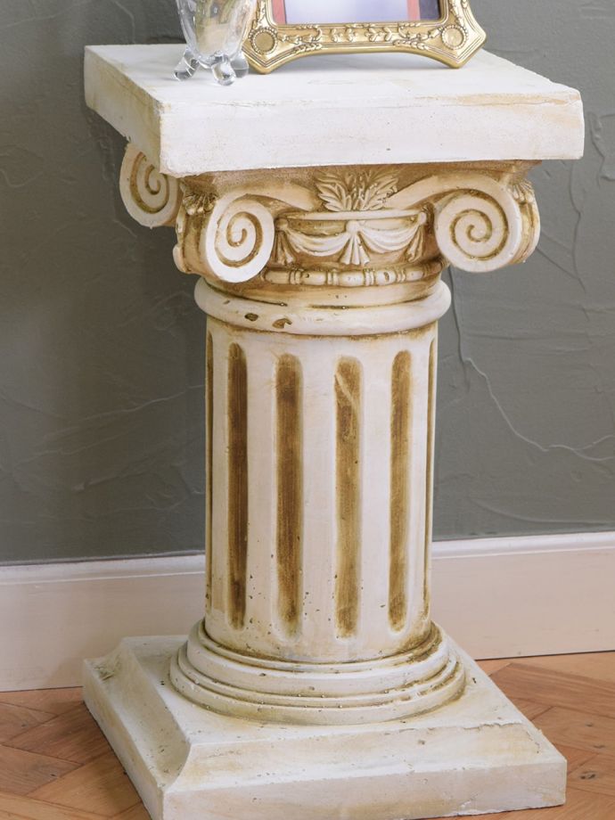 アンティーク風の花台