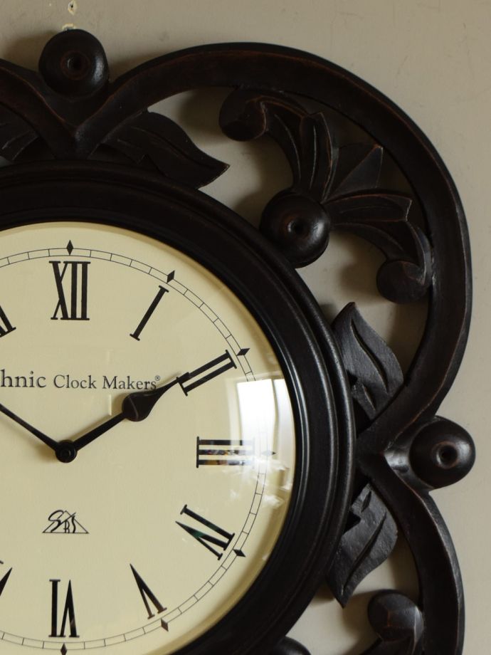 アンティーク調のおしゃれな文字盤