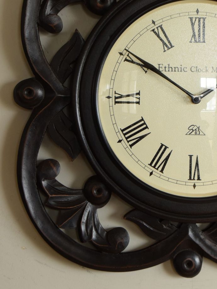 アンティーク調の掛け時計