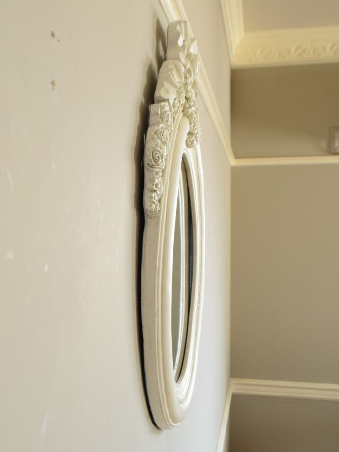 ウォールミラーの側面