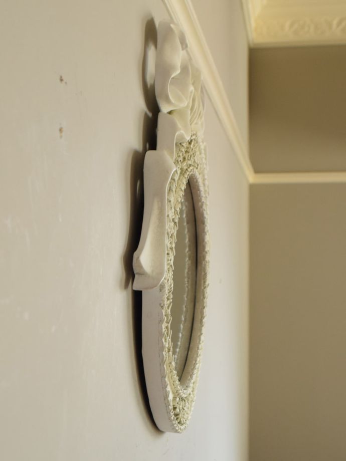 ウォールミラーの側面