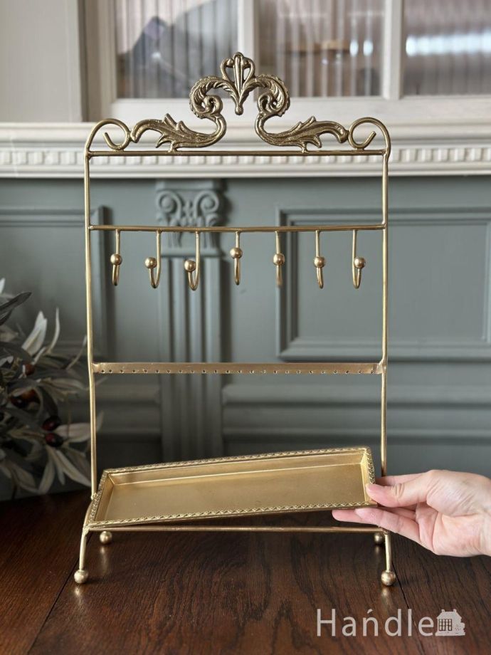 アンティーク調～素敵な飾り アンティーク調のおしゃれな雑貨、真鍮製のトレイ付きアクセサリー