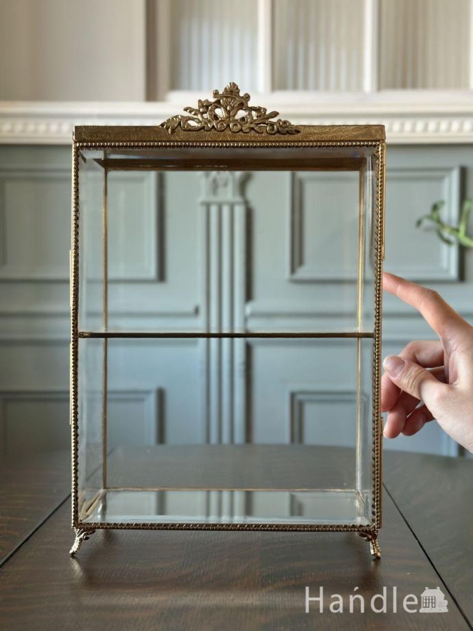 美しいガラスの小物入れ