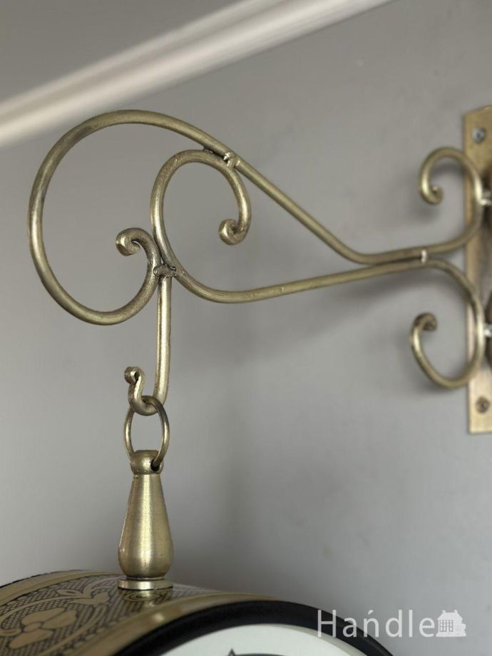 アンティーク調の掛け時計