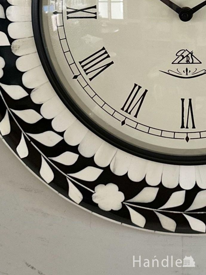 アンティーク調の掛け時計