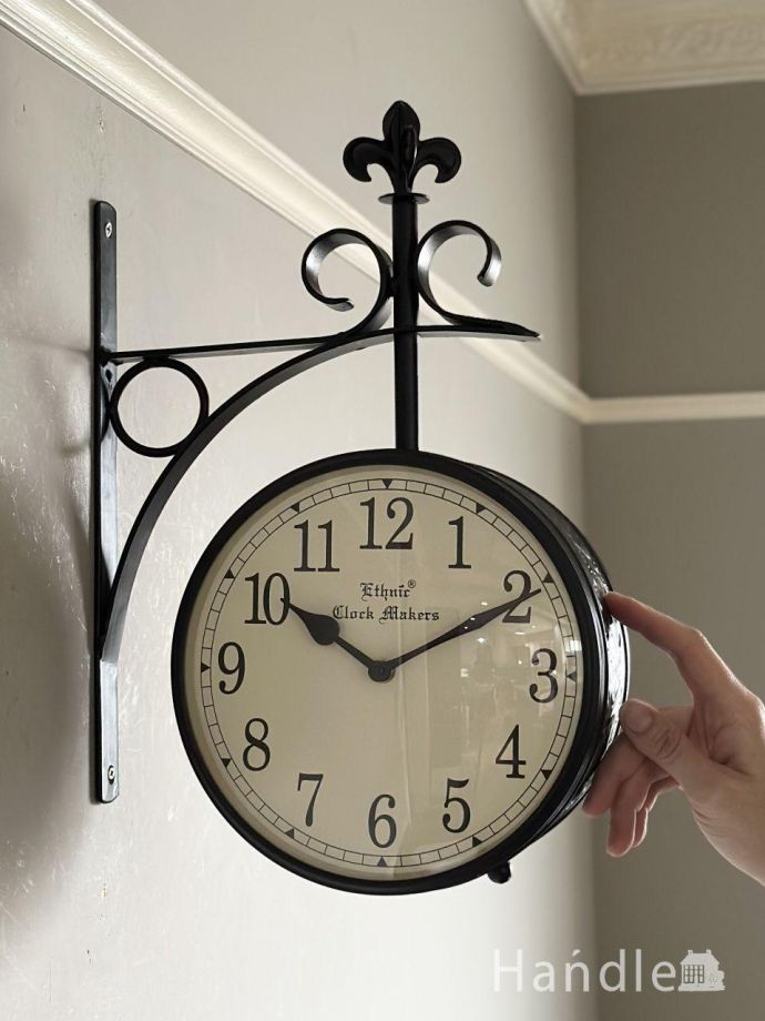 壁掛けの時計