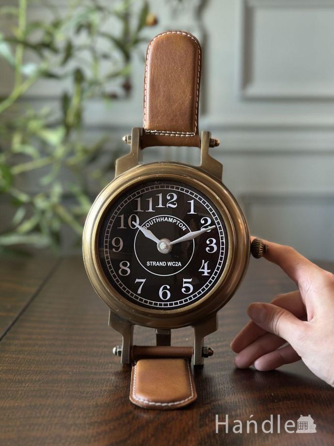 アンティーク調のおしゃれな時計