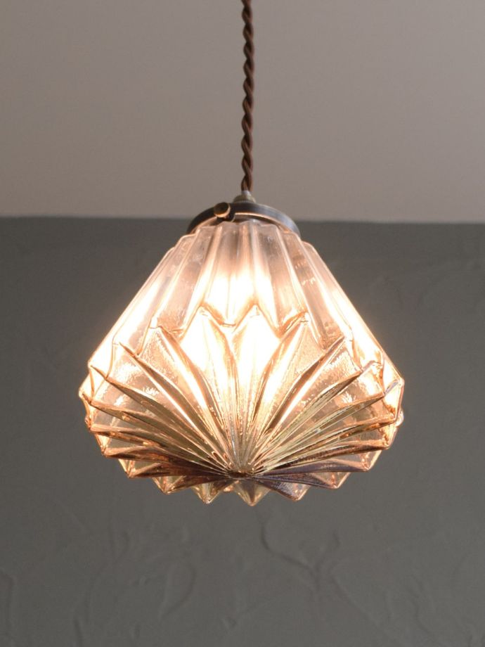 点灯後のペンダントライト