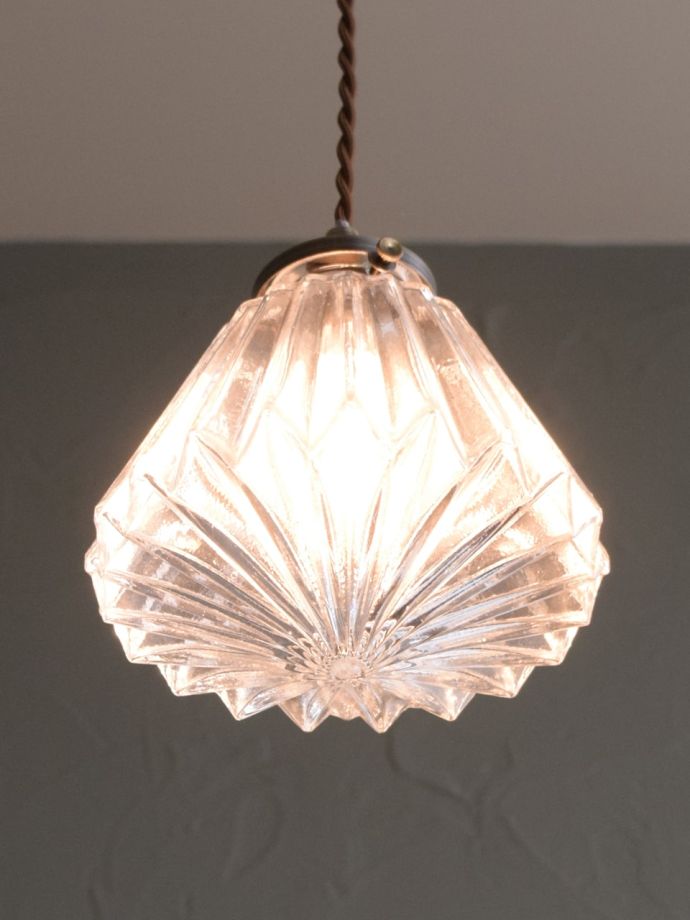 点灯後のペンダントライト