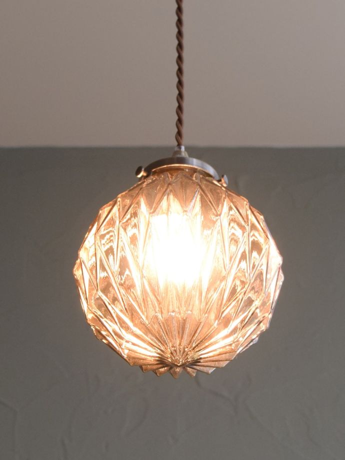 点灯後のペンダントライト