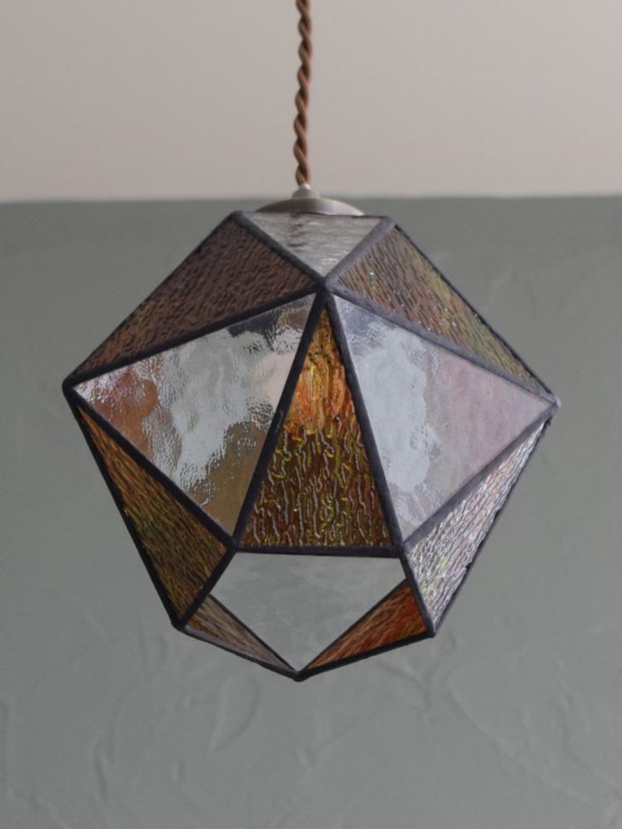 レトロ調のガラスシェード