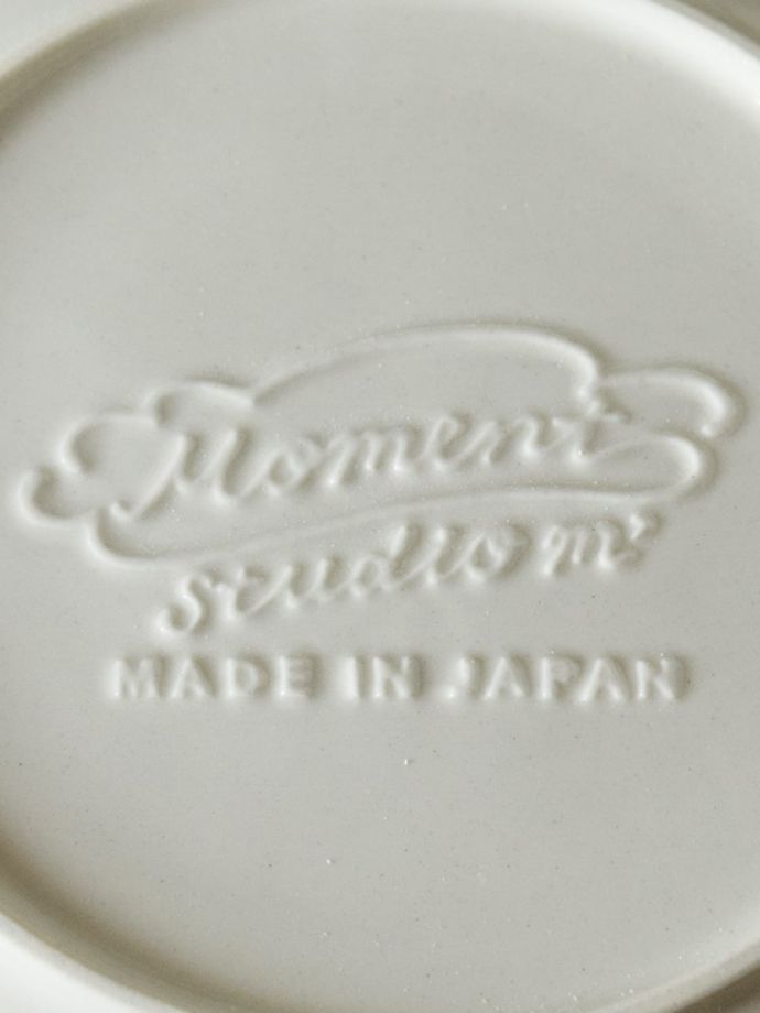 スタジオエムのバックスタンプ