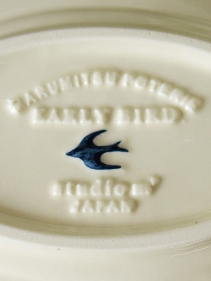 スタジオエムのバックスタンプ