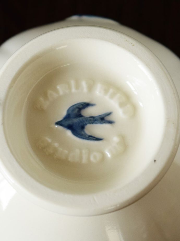 スタジオエムのバックスタンプ