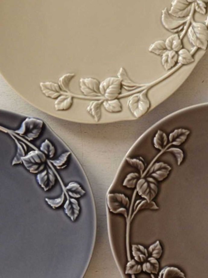 3色、2サイズ展開です。